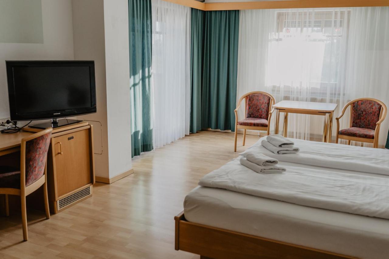 Georgshof Hotel Podersdorf am See Buitenkant foto