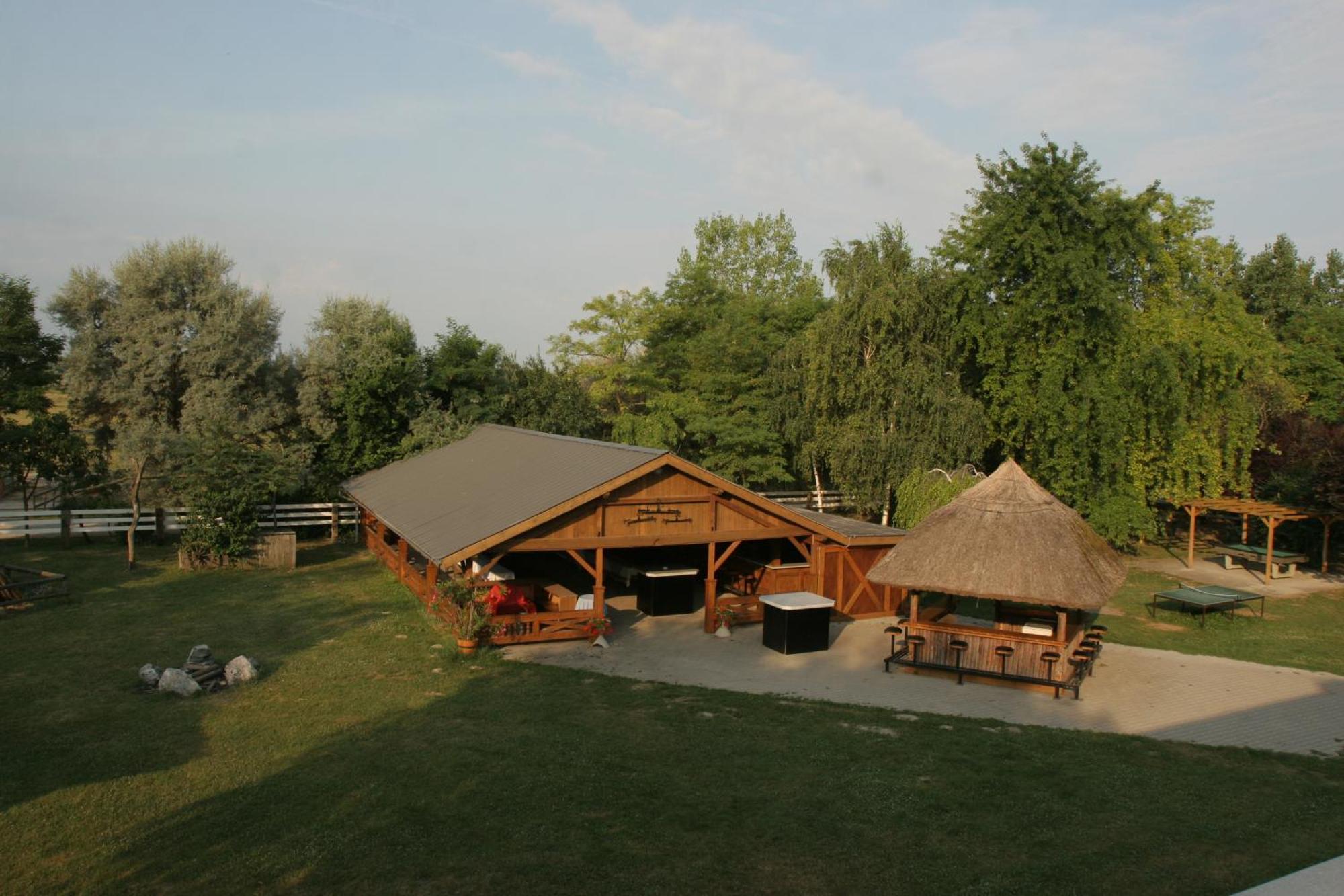 Georgshof Hotel Podersdorf am See Buitenkant foto