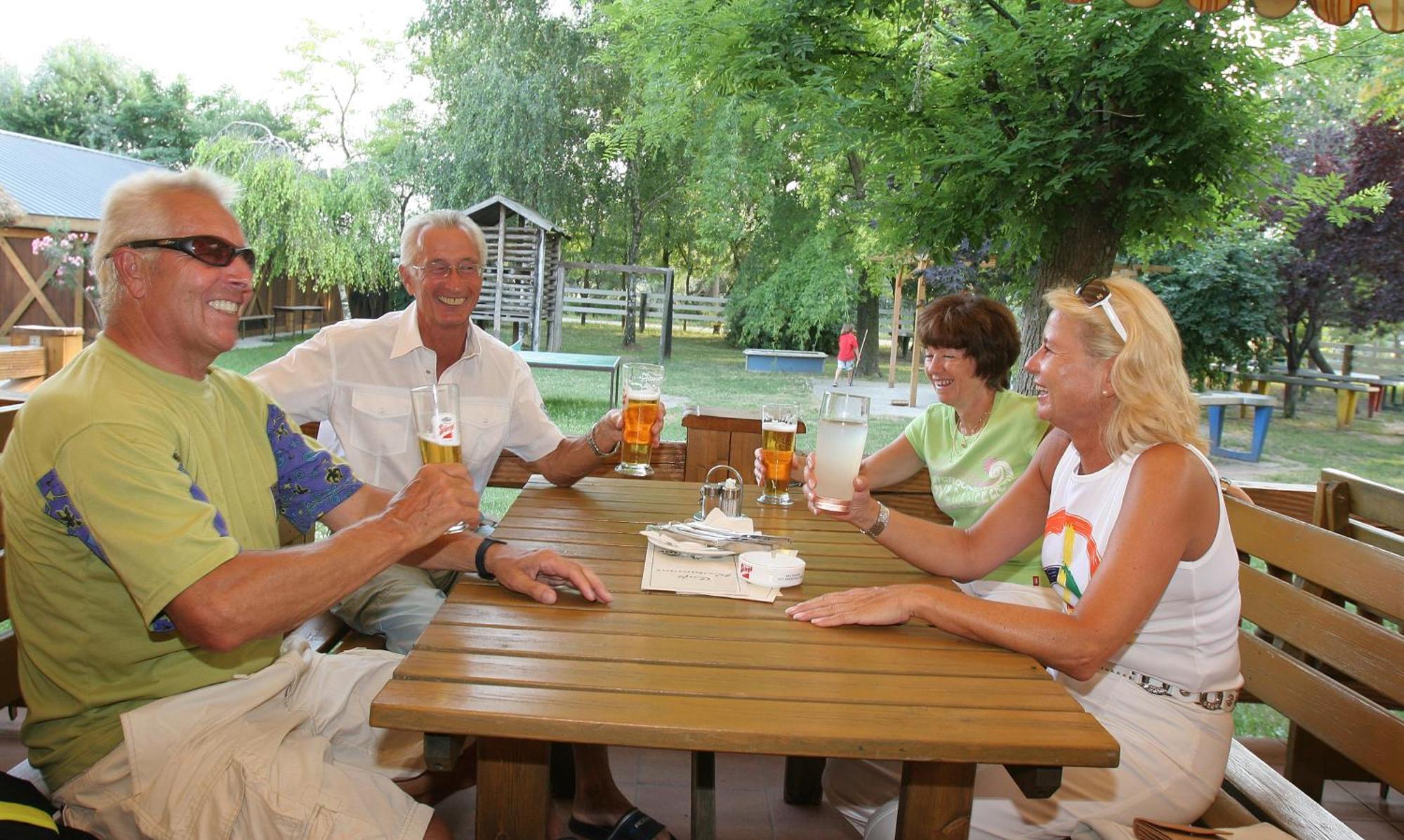 Georgshof Hotel Podersdorf am See Buitenkant foto