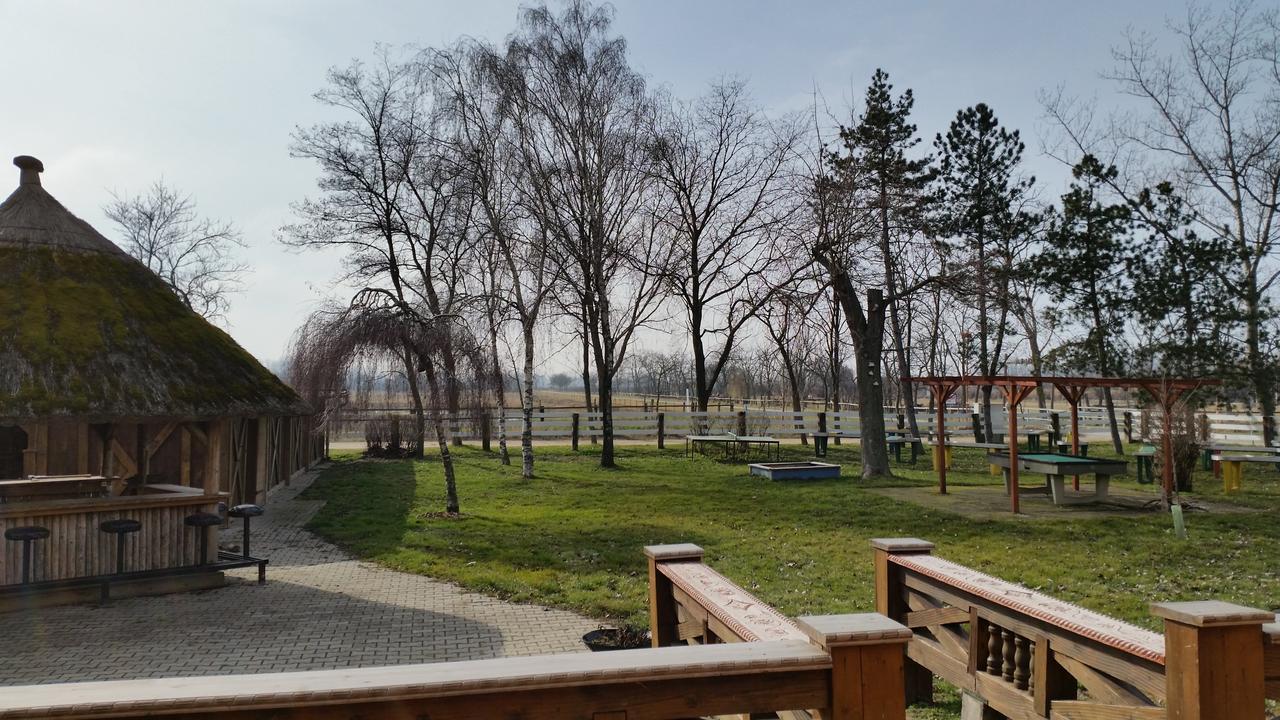 Georgshof Hotel Podersdorf am See Buitenkant foto